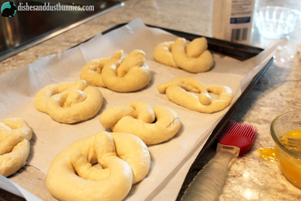 How to make Homemade Soft Pretzels