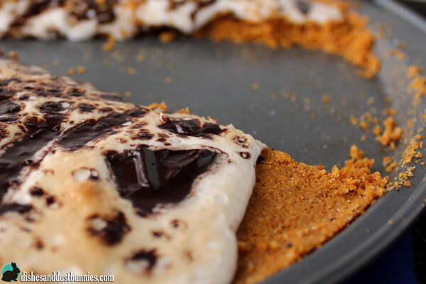 S'mores Cookie Pizza