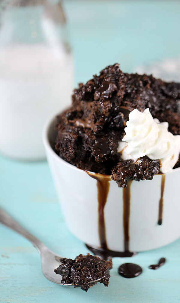 Death By Chocolate Slow Cooker Dump Cake from Homemaking Hacks