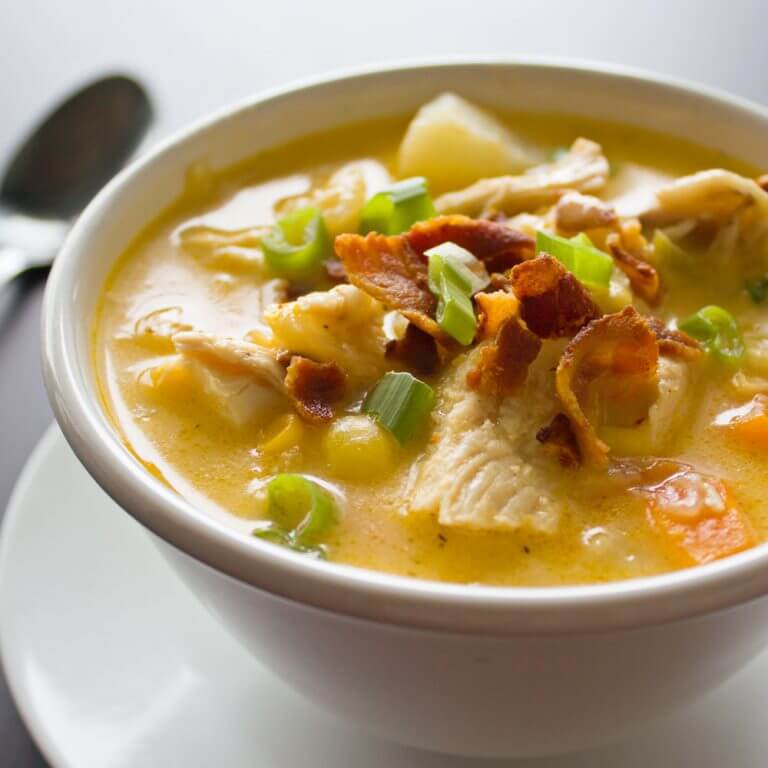 Chicken & Corn Chowder with Bacon from dishesanddustbunnies.com