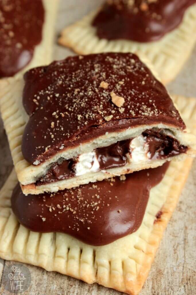 Homemade S'mores Poptarts from Big Bear's Wife