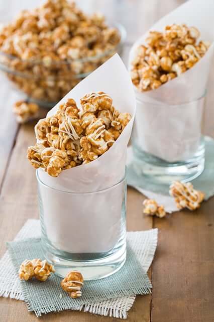Pumpkin Pie Spice White Chocolate Caramel Popcorn from Cooking Classy