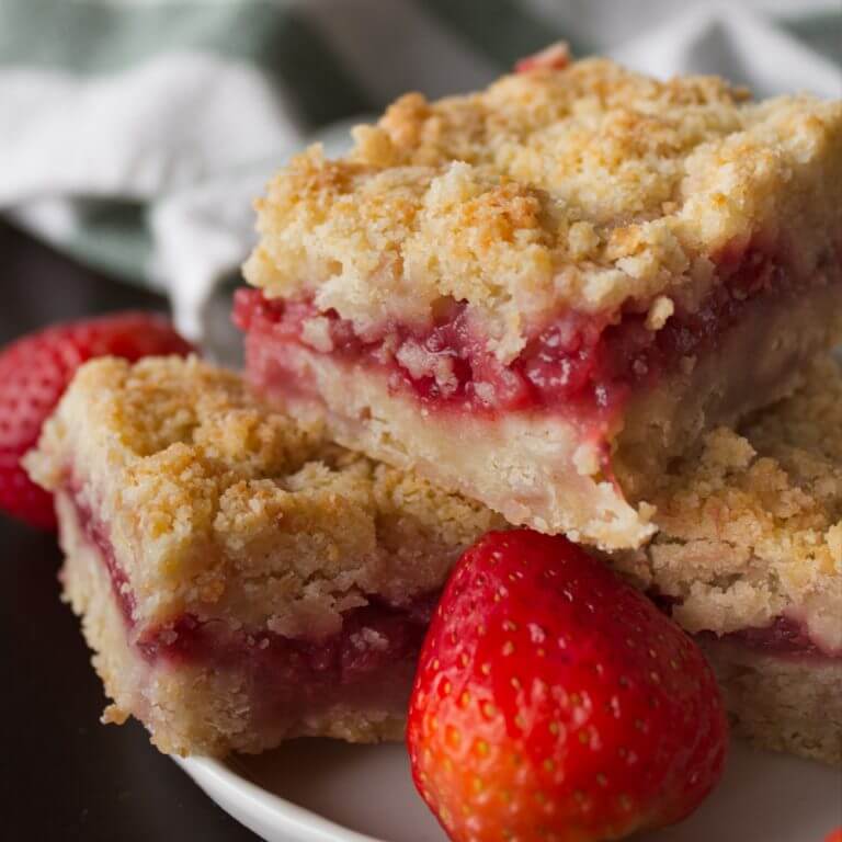 Strawberry Crumb Bars from dishesanddustbunnies.com