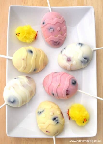 Healthy Easter Egg Breakfast Popsicles Recipe from Eats Amazing