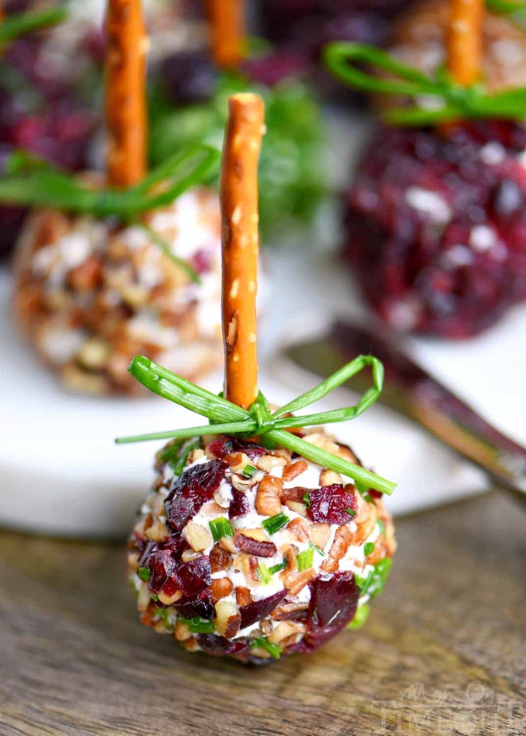 Cranberry Pecan Mini Goat Cheese Balls from Mom on Timeout