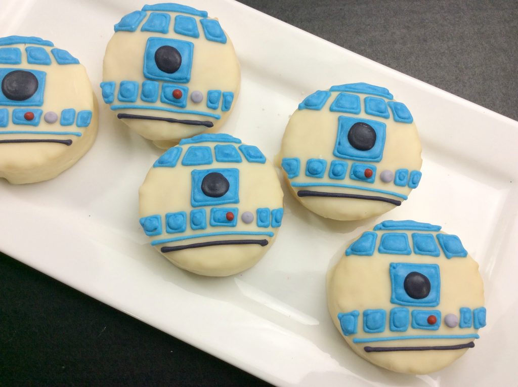 Star Wars R2D2 Treats from A Sparkle of Genius