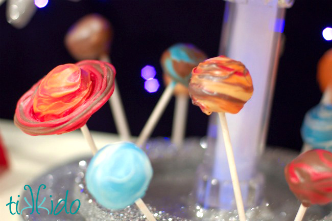 How to Make Planet Pops from Tikkido