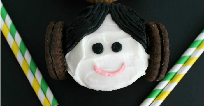 Star Wars Princess Leia Cupcakes from Totally The Bomb
