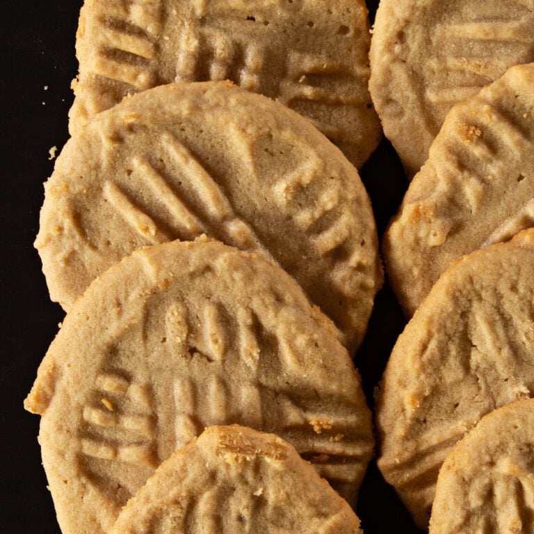 Classic Peanut Butter Cookies