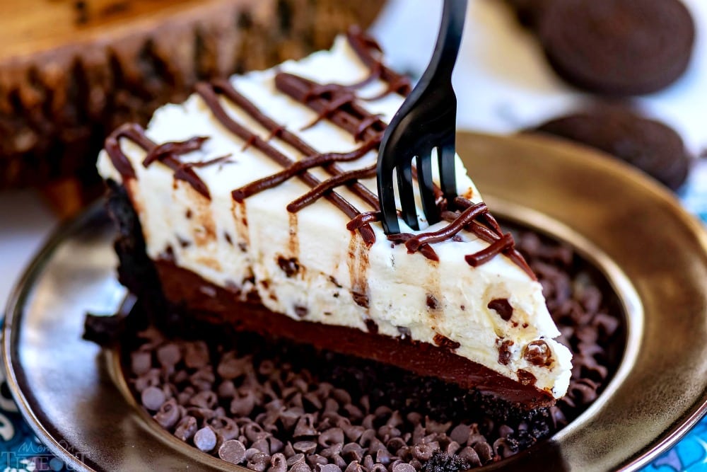 Chocolate Chip No Bake Cheesecake from Mom on Timeout