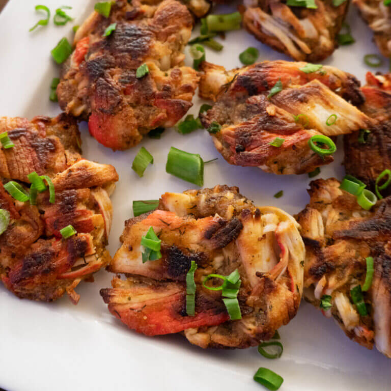 Easy Homemade Crab Cakes (Maryland Style)